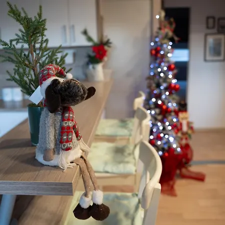 Yvana Villa Pakostane