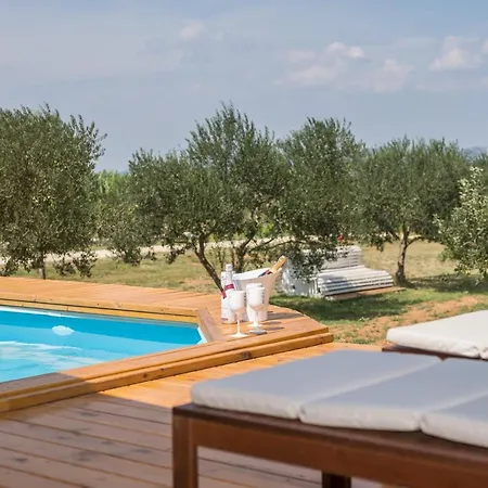 Villa Yvana