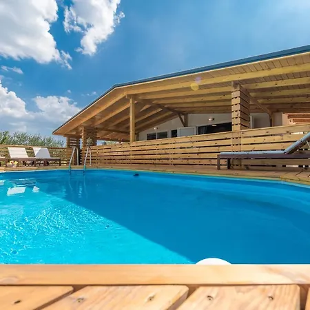 Villa Yvana